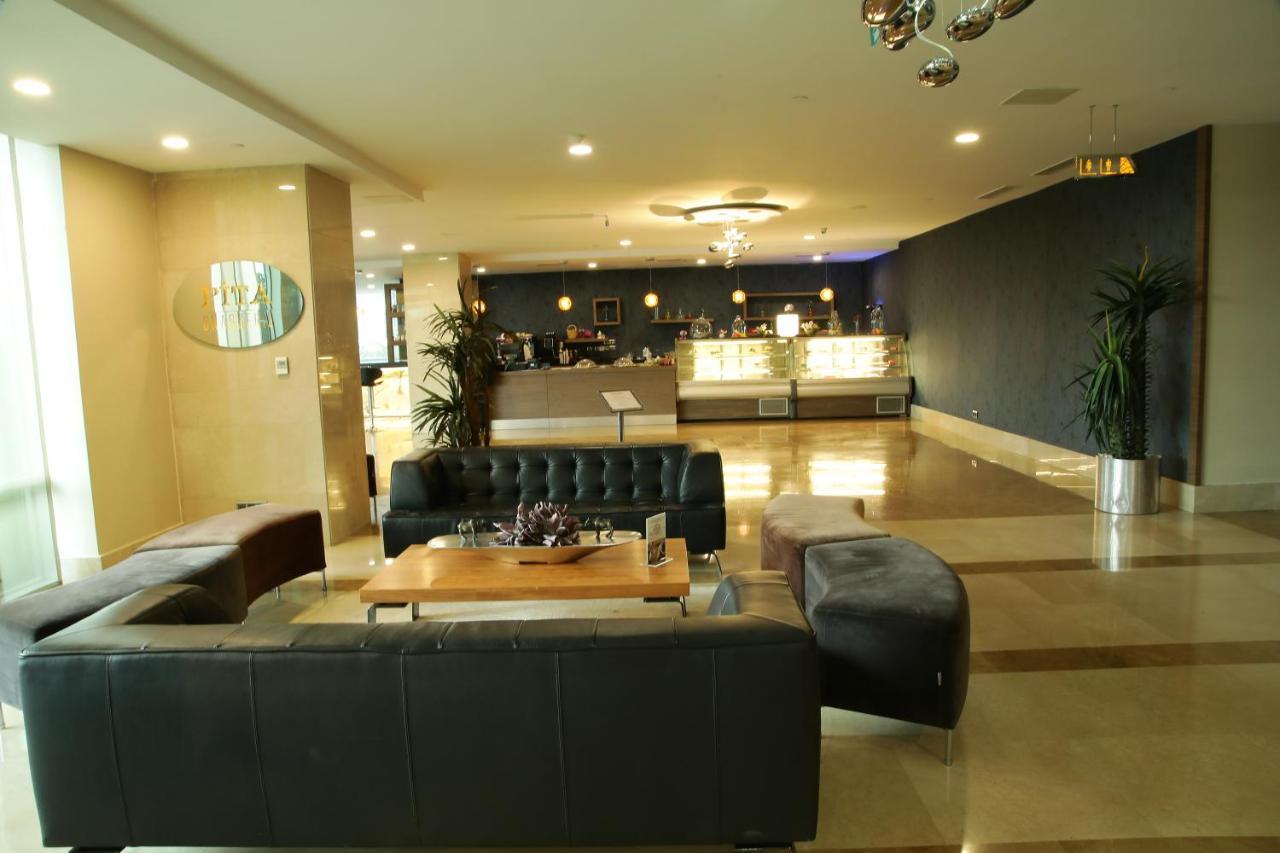 Cevahir Hotel Istanbul Asia Exteriér fotografie The lounge at the airport